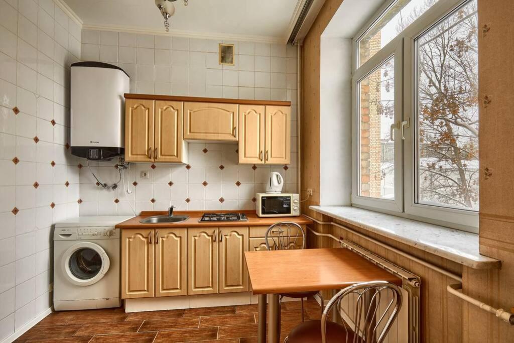 Apartment Near Bessarabsky Square Kiev Eksteriør billede