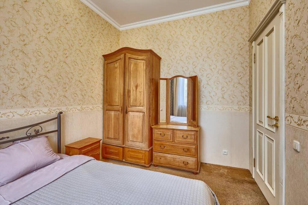 Apartment Near Bessarabsky Square Kiev Eksteriør billede