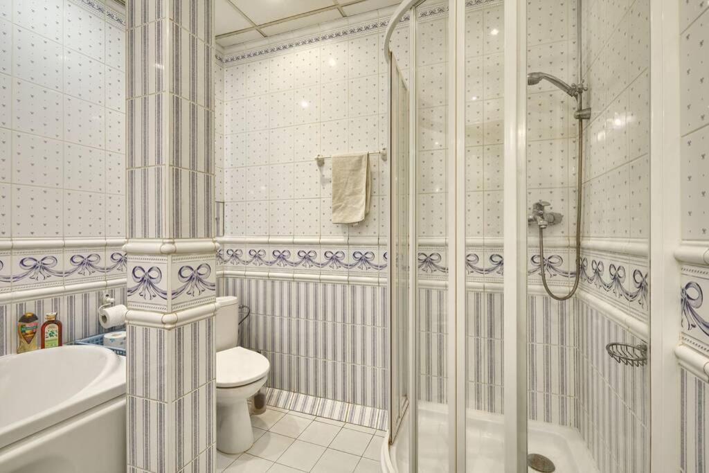 Apartment Near Bessarabsky Square Kiev Eksteriør billede
