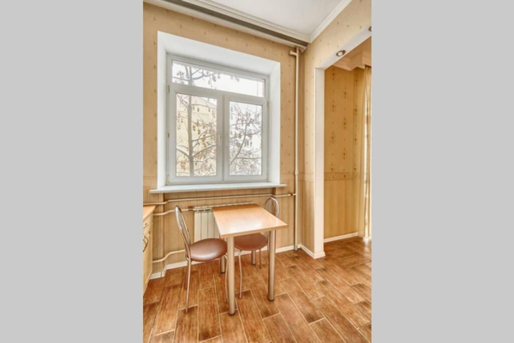 Apartment Near Bessarabsky Square Kiev Eksteriør billede