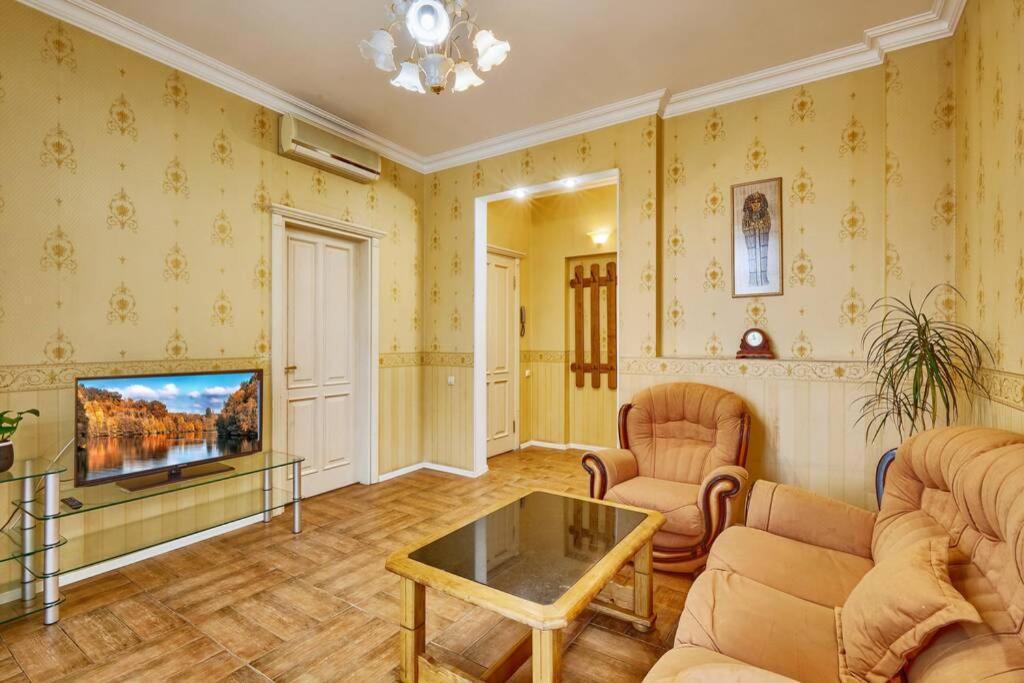 Apartment Near Bessarabsky Square Kiev Eksteriør billede